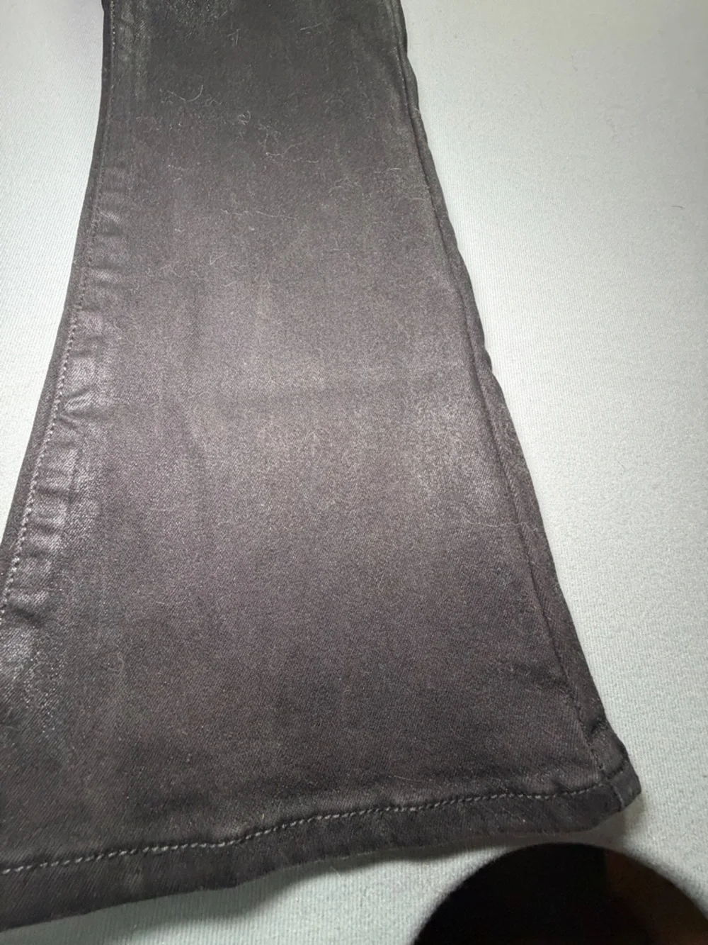 7 For All Mankind Black coated wax flare boot cut Jeans 25 inch waist size 0-2 - Picture 2 of 11